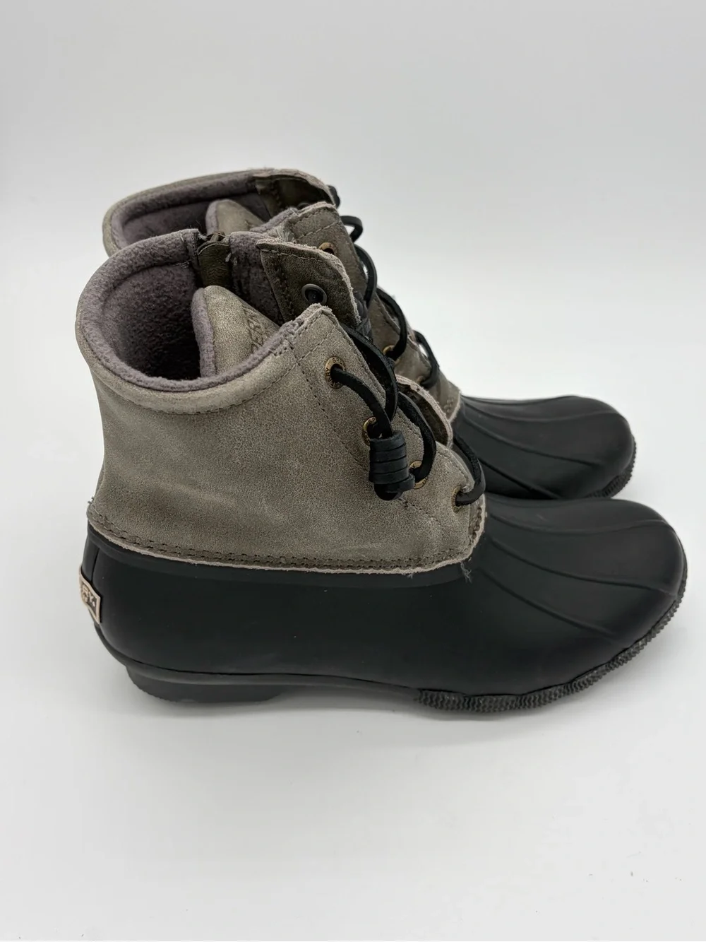 Sperry Women's Two-Tone Gray and Black Duck Boots